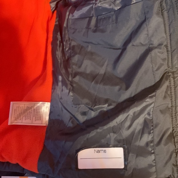 NWT Heavyweight Puffer Jacket - Picture 8 of 9